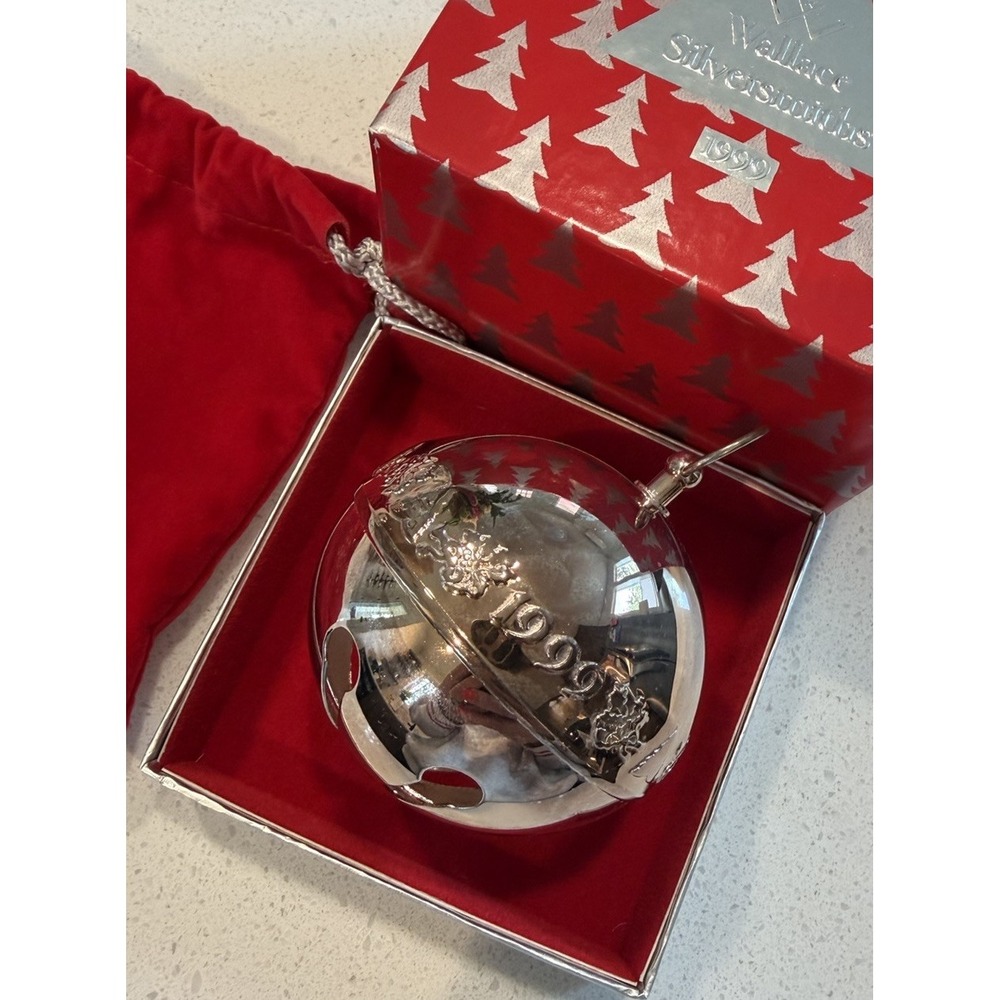 Wallace 1999 Annual Sleigh Bell Christmas Ornament Silver Plate